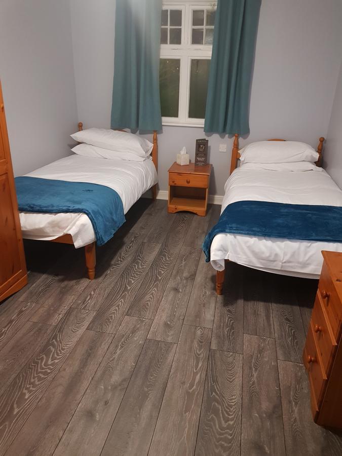 The Friar Tucks Hotel Gloucester Bagian luar foto
